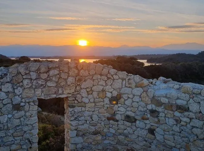 Casa Lamaghjone - T4 Avec Piscine Chauffee A 3,5km De La Vila Aléria