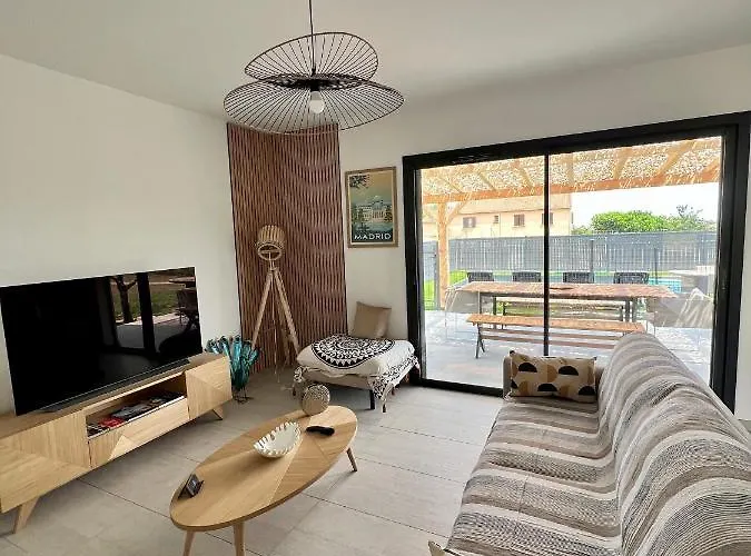 Casa Lamaghjone - T4 Avec Piscine Chauffee A 3,5km De La Vila Aléria